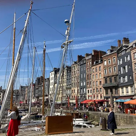 La Luciole Διαμέρισμα *